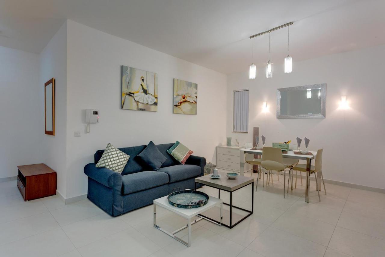 Modern Apartment In The Best Location, Perfect For Families Слима Екстериор снимка