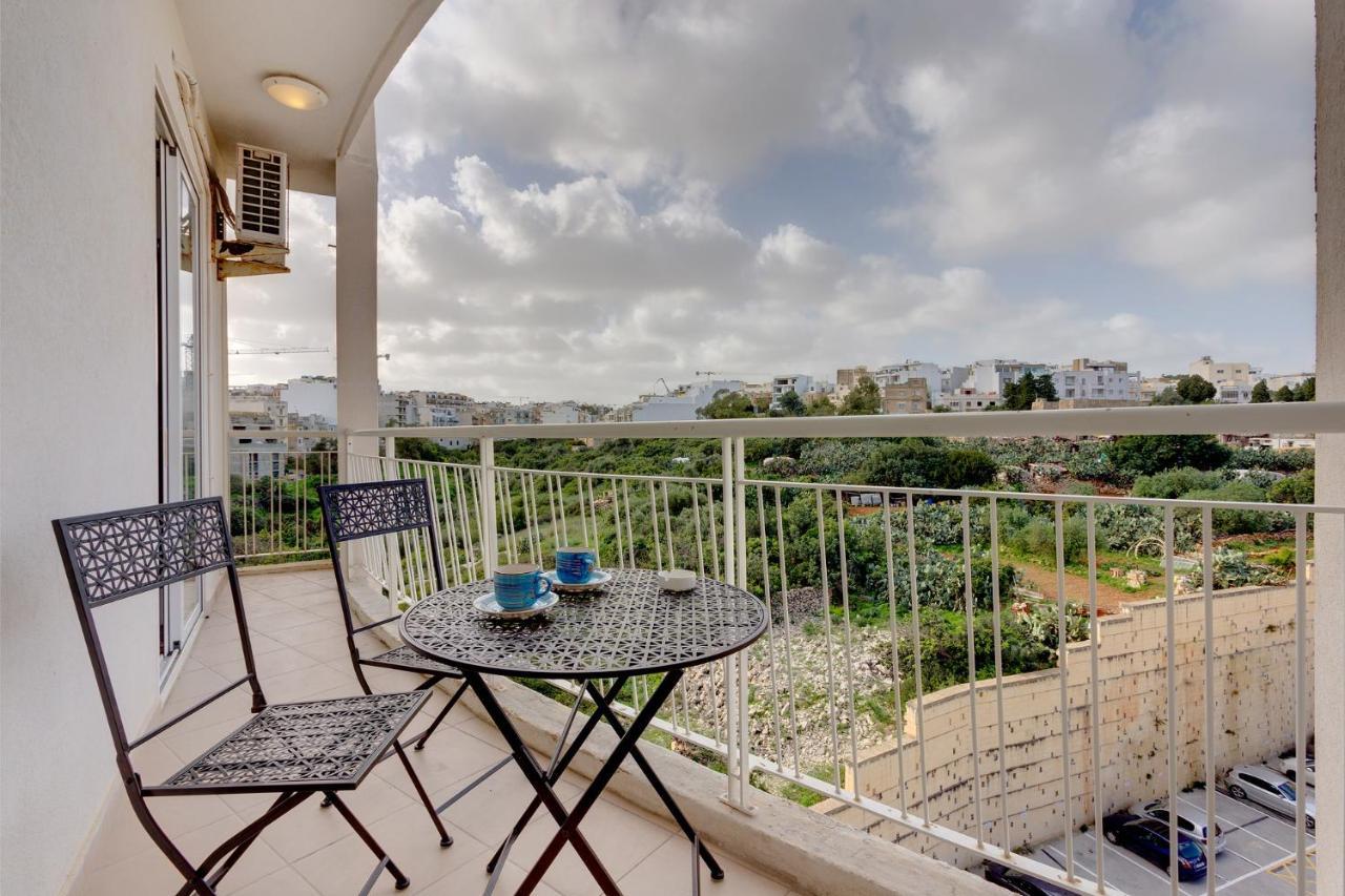 Modern Apartment In The Best Location, Perfect For Families Слима Екстериор снимка