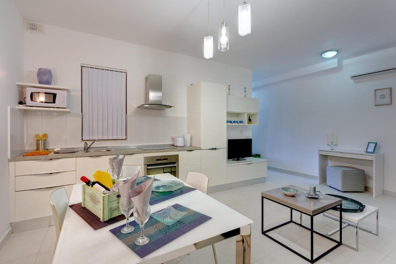 Modern Apartment In The Best Location, Perfect For Families Слима Екстериор снимка
